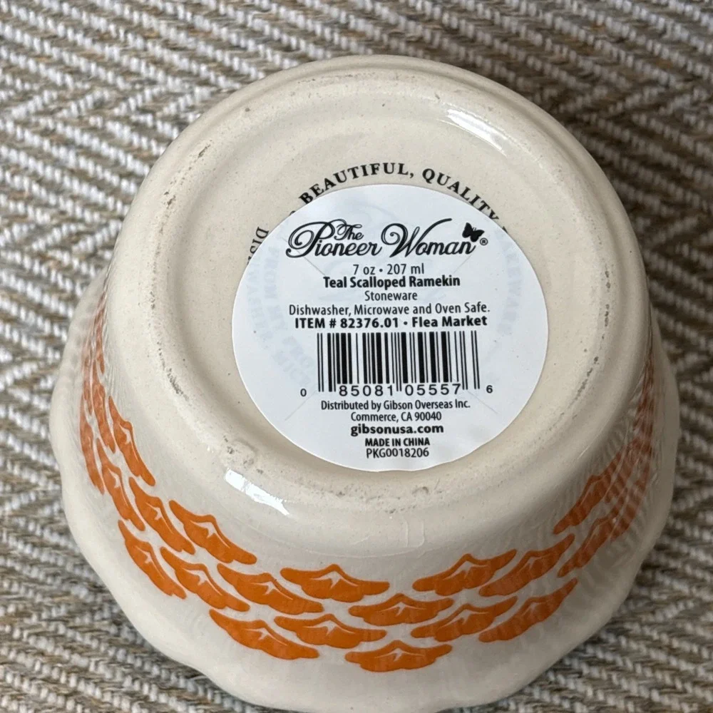 The Pioneer Woman 7 oz Ramekin Floral Print Flea Market Scalloped